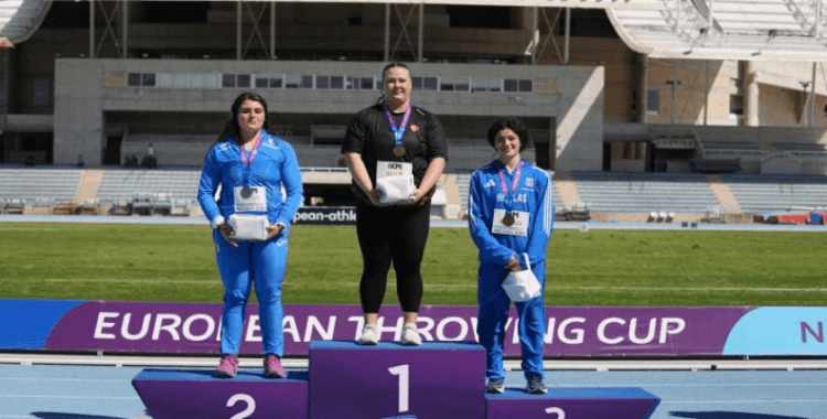 Milli atlet Pınar Akyol, Avrupa Atmalar Kupası'nda altın madalya kazandı