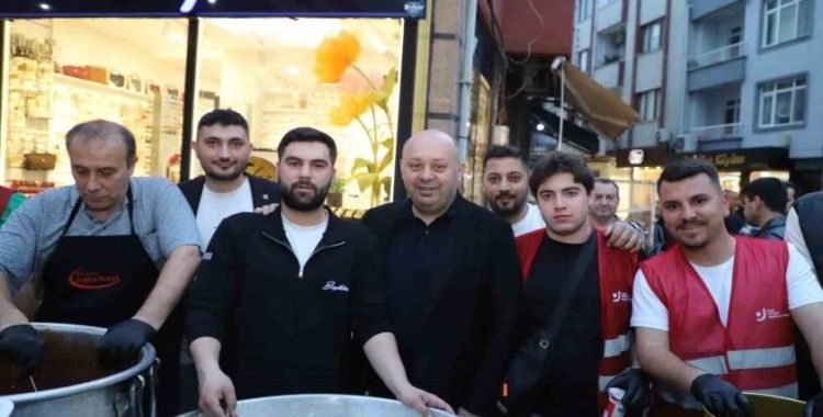 Başkan İbrahim Palaz, Gönen’deki iftar programlarına katıldı
