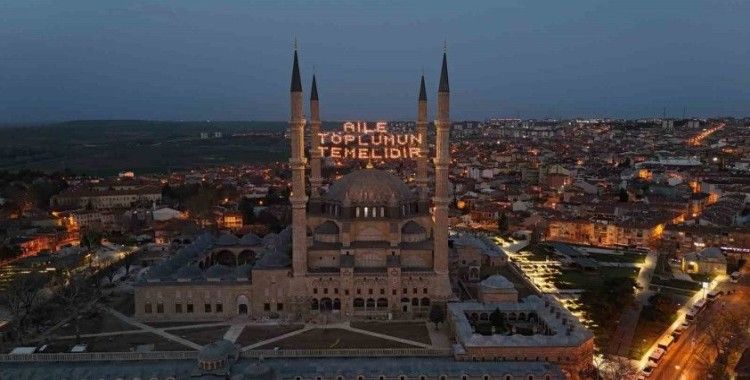 Mimar Sinan’ın şaheseri Selimiye Camisi’nin mahyası Yunanistan ve Bulgaristan’dan görünüyor
