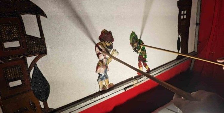 Ramazan Ayı’nda çocuklar için Hacivat Karagöz Şenliği’ne yoğun ilgi
