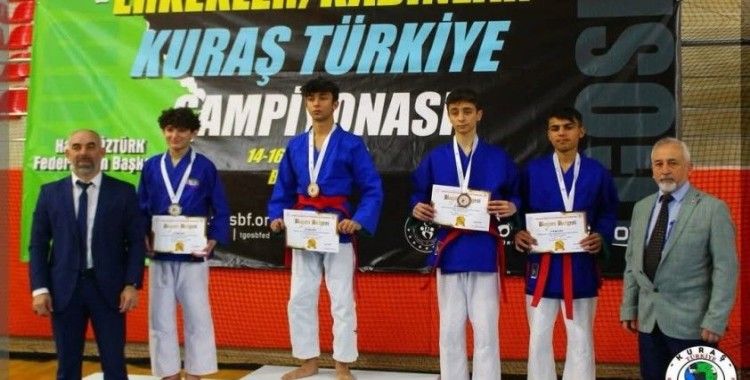 Kuraş’da iki madalya
