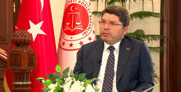 Bakan Tunç: Çağrı değerlendirilmezse terörle mücadele devam eder