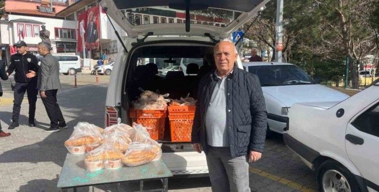 Buldanlı aşçı, Çanakkale Zaferinin 110. yıldönümünde de geleneğini sürdürdü
