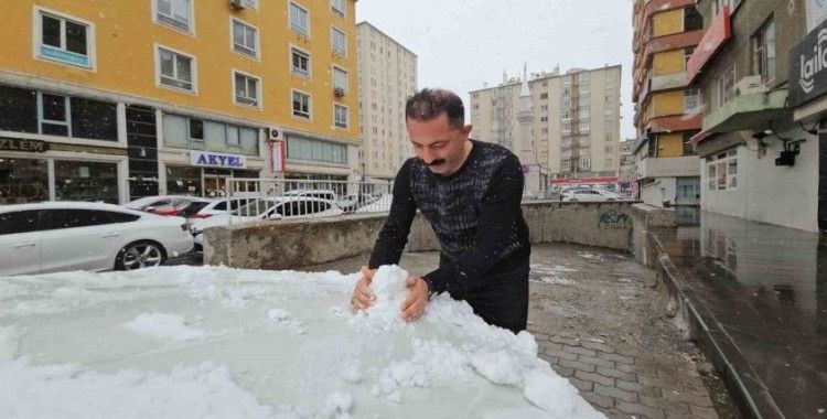 Mart karı Kayseri’yi beyaza bürüdü
