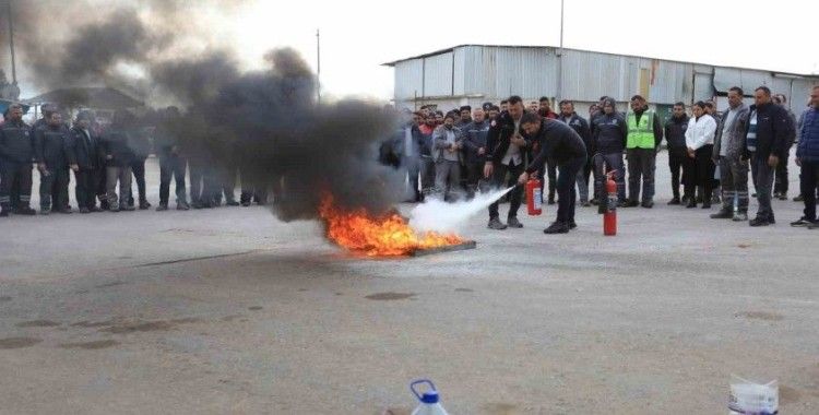 Kepez’de belediye personeline yangın eğitimi verildi
