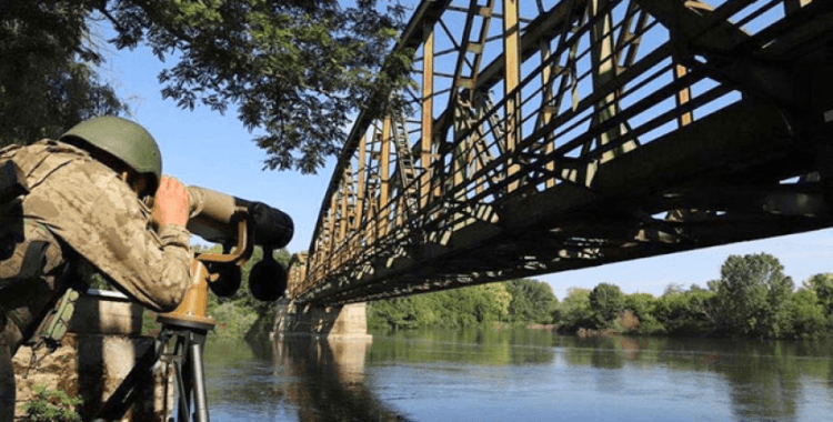 Yunanistan'a kaçmaya çalışan PKK'lı terörist yakalandı
