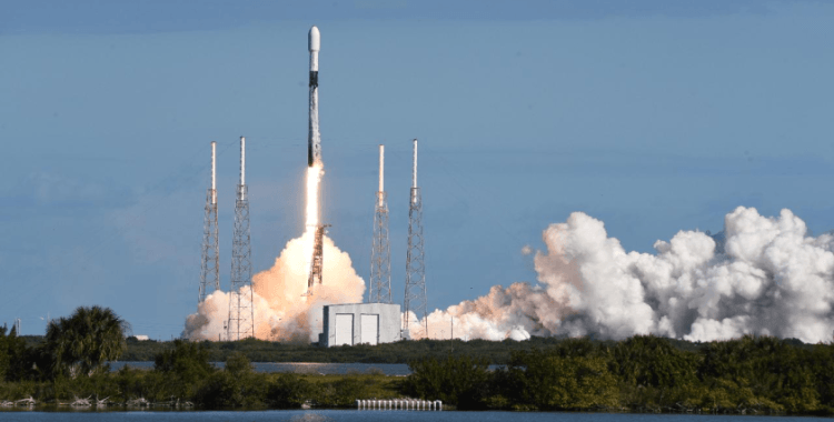 SpaceX, casus uydusu 'NROL-57'yi uzaya gönderdi