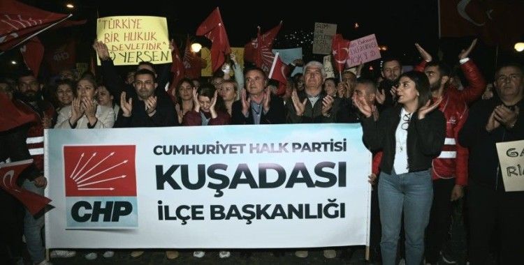Kuşadası’nda demokrasi ve dayanışma yürüyüşü

