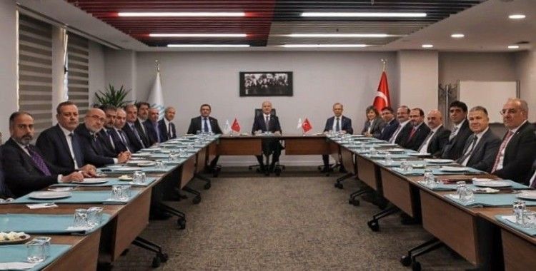 Atatürk Üniversitesi Rektörü Prof. Dr. Ahmet Hacımüftüoğlu, Dünya Su Günü: Su Verimliliği Zirvesi’ne katıldı
