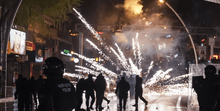 Ali Yerlikaya açıkladı: 5 günde bin 133 kişi gözaltına alındı, 123 polis yaralandı