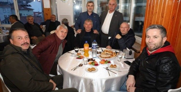 Bafra’da muhtarlar iftarda buluştu
