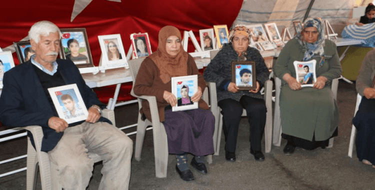 Nevruz'da yapılan barış çağrıları Diyarbakır annelerini umutlandırdı