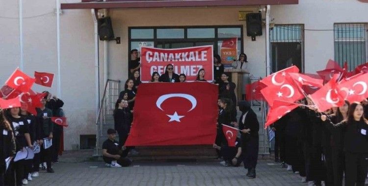 Çanakkale Zaferini rap müzikle anlattılar
