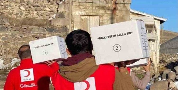 Türk Kızılay Ağrı’da hayırseverlerin bağışlarını ihtiyaç sahiplerine ulaştırıyor
