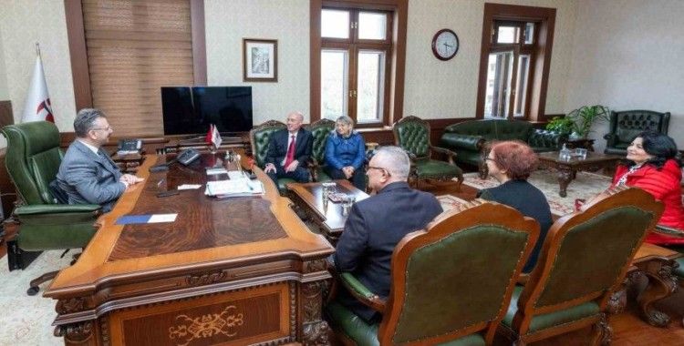 Tazelenme Üniversitesi’nden Vali Aksoy’a ziyaret
