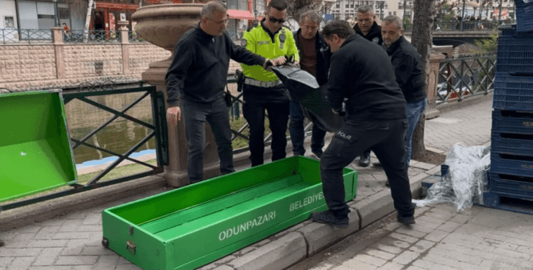 Porsuk Çayı'nda cansız beden bulundu