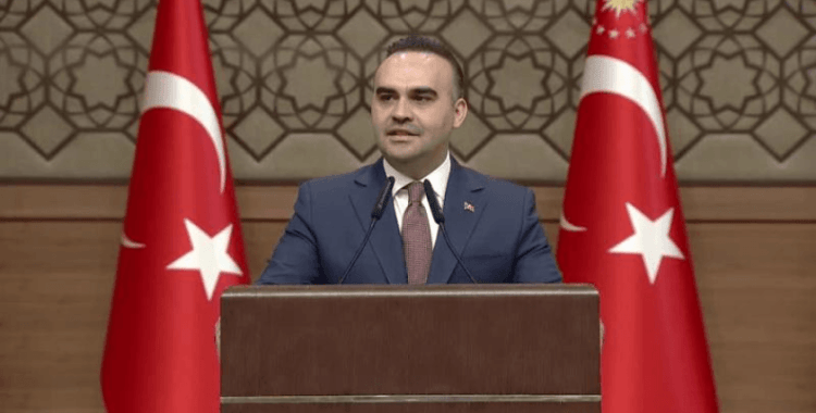 Bakan Kacır: Türkiye yüksek teknolojide devler ligine taşınacak