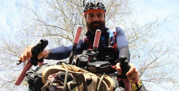 Çocukluk hayali için bisikleti ile Nepal’e gidecek
