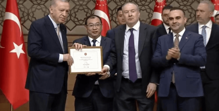 Çinli firmadan Samsun'a 1 milyar dolarlık otomotiv yatırımı