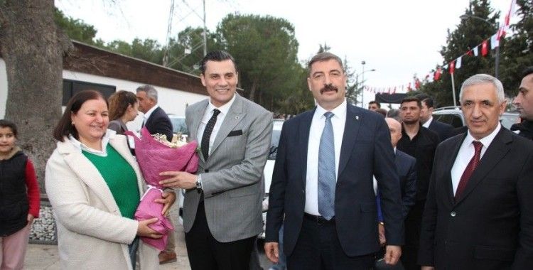 Kulalılar Kadir Gecesi’nde Yunus’un gönül sofrasında buluştu
