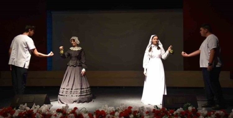 Hemşire adaylarının üniforma heyecanı
