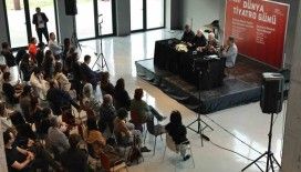 Dünya Tiyatro Günü’nde "tiyatro" konuşuldu
