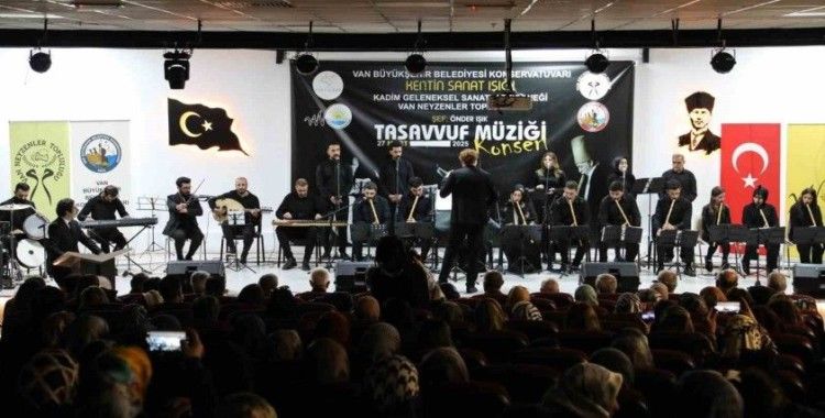 Van Büyükşehir Belediyesinin tasavvuf müziği konseri yoğun ilgi gördü
