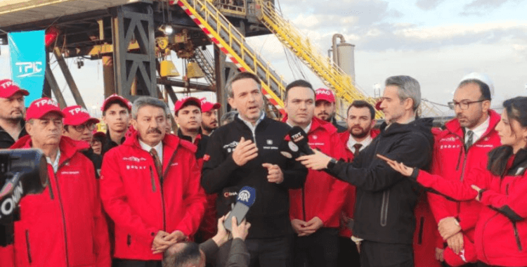 Bakan Bayraktar: Gabar'da günlük 80 bin varili aşan üretimi yakaladık