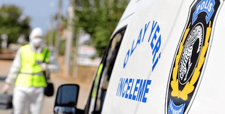 Ankara'da iki araç kafa kafaya çarpıştı: 6 ölü, 3 yaralı