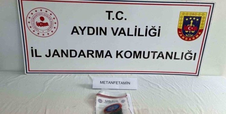 Jandarma ekipleri uyuşturucuya geçit vermedi
