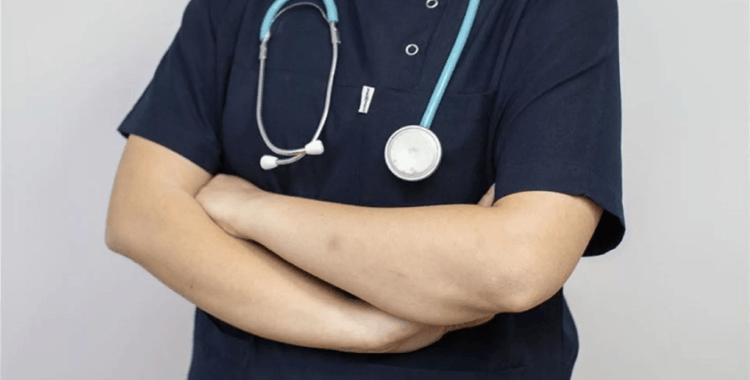 Sağlık Bakanlığı'ndan 420 bin kişilik istihdam açıklaması: Yeni yönetmelik Resmi Gazete’de yayımlandı