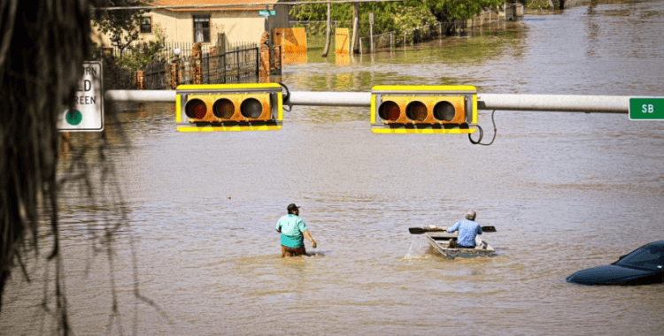 ABD-Meksika sınırında sel: 4 ölü