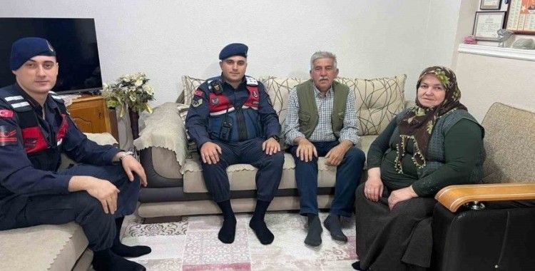 Çine’de jandarma ekipleri şehit ailelerini unutmadı
