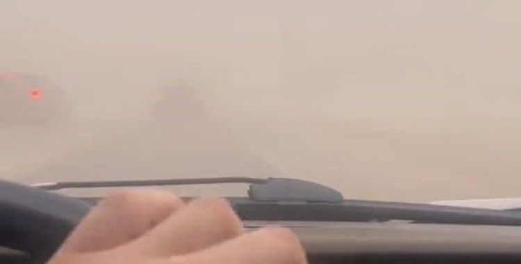 Lodos, İnegöl’ü toz bulutu ile kapladı
