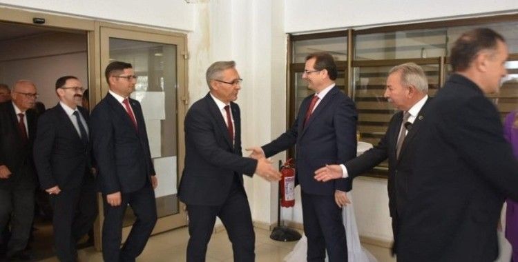 Salihli protokolü bayramlaştı
