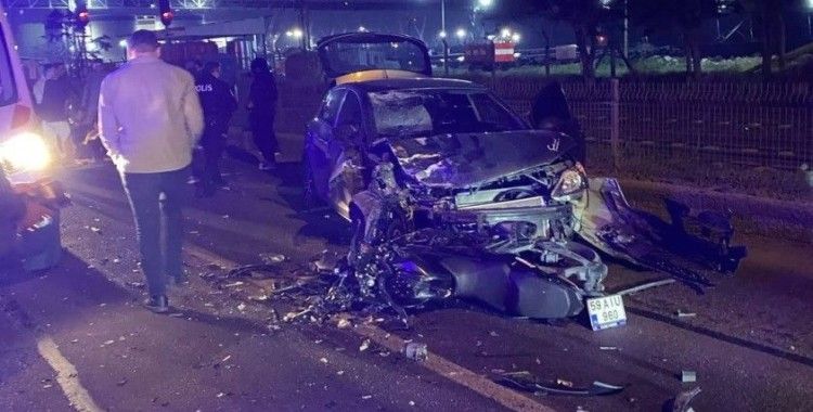 Tekirdağ'da hatalı sollama sonucu otomobil motosikletle çarpıştı: 2 yaralı