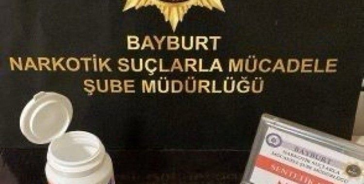 Bayburt polisi uyuşturucuya geçit vermiyor
