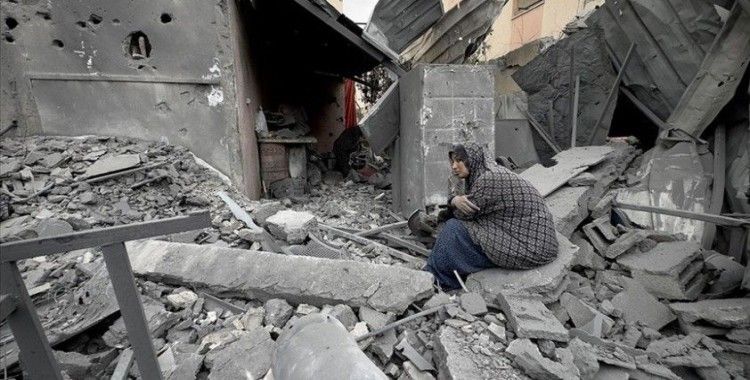 İsrail Gazze’de Filistinlilerin sığındığı okulu vurdu: 25 ölü, 100 yaralı