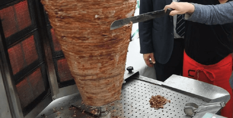 Valilik duyurdu: Tavuk dönerden zehirlenenlerin sayısı 648 oldu, 2 kişi tutuklandı