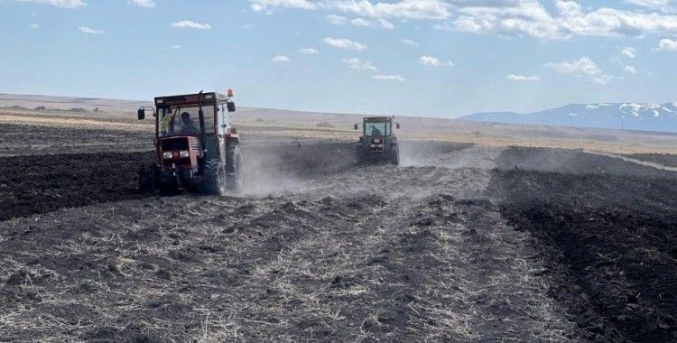 Erzincan’da çiftçiler mesaiye başladı
