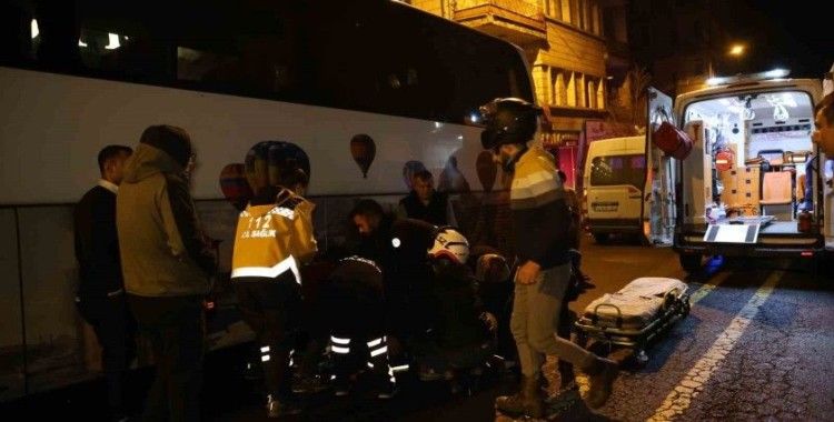 Motosiklet ile minibüs çarpıştı: 1 yaralı
