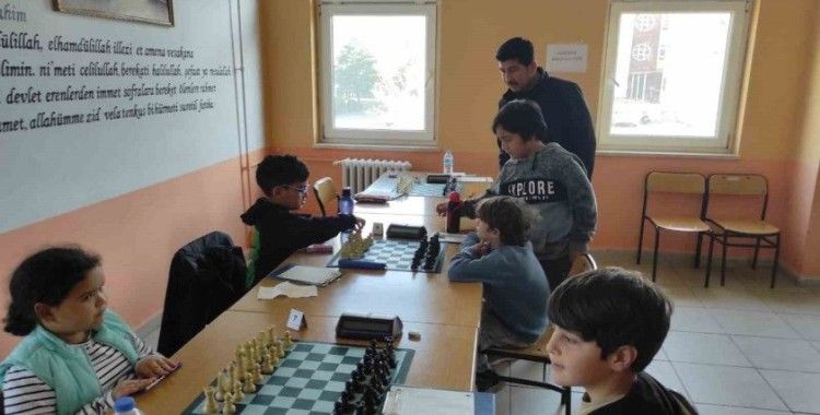 Köyceğiz’de 23 Nisan Satranç Turnuvası başladı
