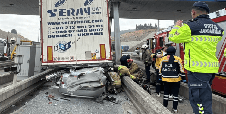 Kuzey Marmara Otoyolu'nda korkunç kaza: 4 kişi yaşamını yitirdi