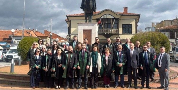 Tavşanlı ilçesinde avukatlar günü kutlandı
