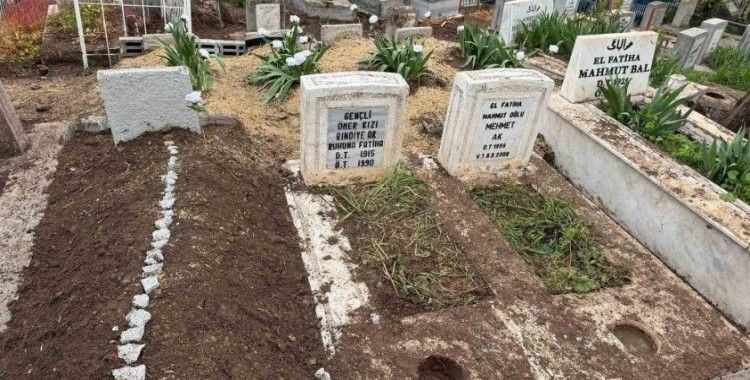 Karabük’teki kazada hayatını kaybeden anne Uluışık’ta Diyarbakır’da çocuklarının yanına defnedildi
