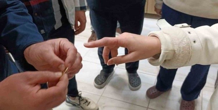 Parmağında yüzük sıkışan vatandaşın yardımına itfaiye koştu
