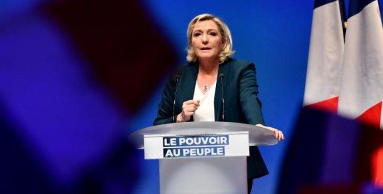 Fransa'da Le Pen davasında karar veren yargıcı tehdit eden kişi gözaltına alındı