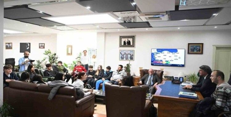 Romanyalı öğrenciler Kartepe’de
