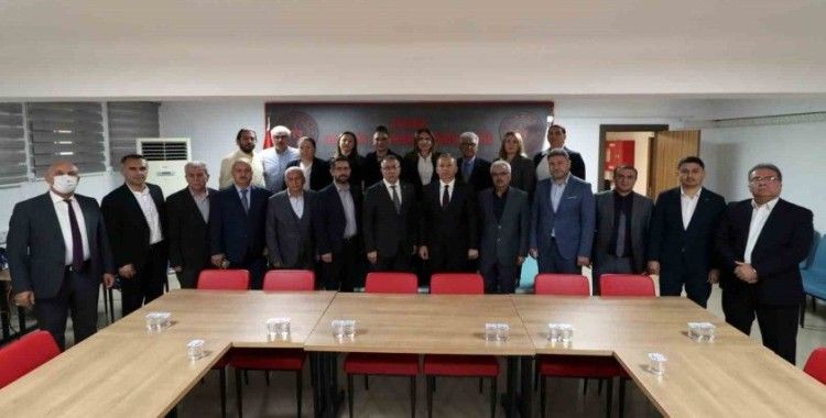 Adana Gençlik ve Spor İl Müdürlüğü’nde devir teslim töreni