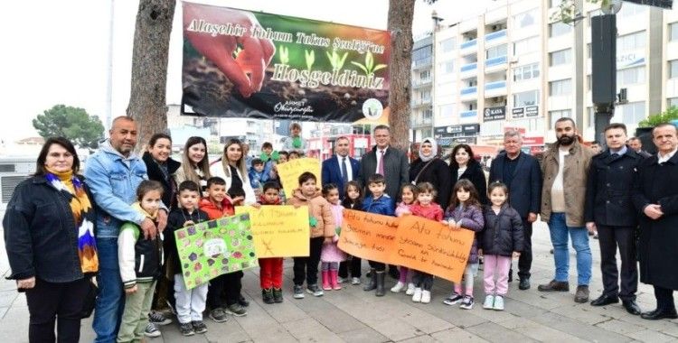 Alaşehir’de yerel tohum şenliği yapıldı
